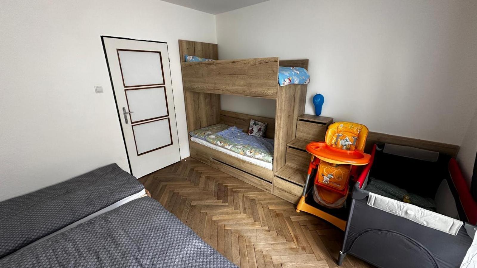 Villa Dama Ruzomberok Esterno foto